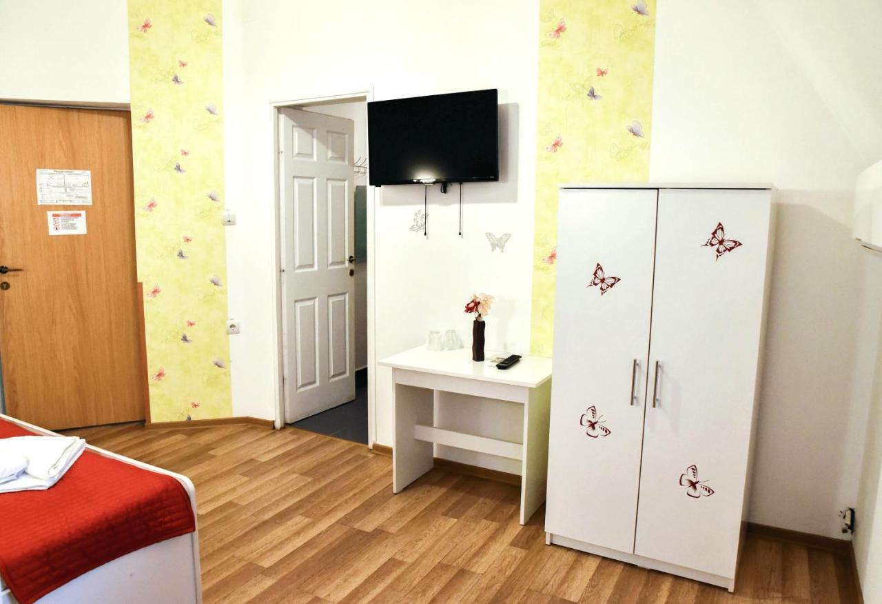 Pensiunea Vila Silva I Haţeg Extérieur photo
